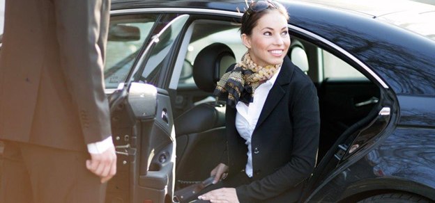 Get Yourself A Promising Chauffeur Service In Dubai